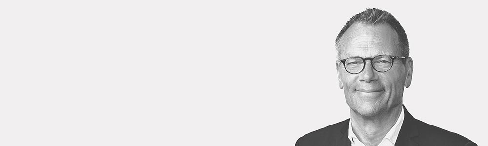 Kim Michael 1635X489