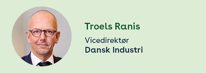 Visitkort 325X122 Nye9